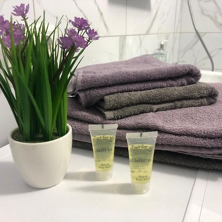 Stylish And Comfortable Apartment In The Center チェルカースィ エクステリア 写真